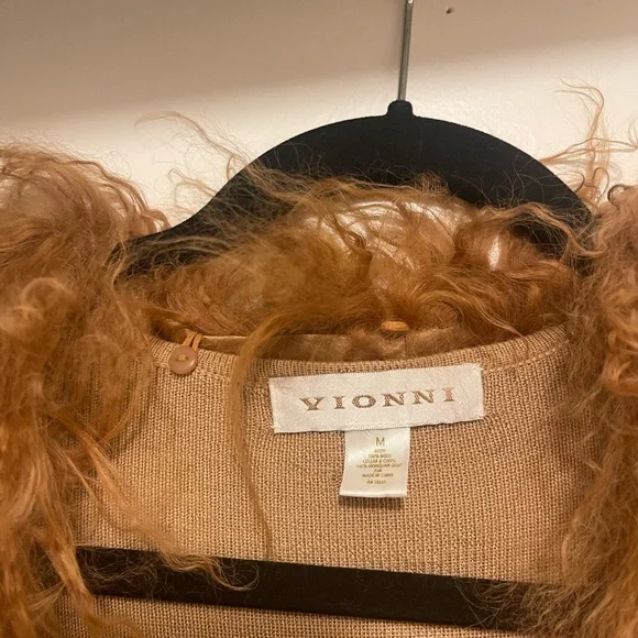 Vionni Tan Cardigan with genuine Mongolian Fur (detachable fur) - Picture 5 of 8